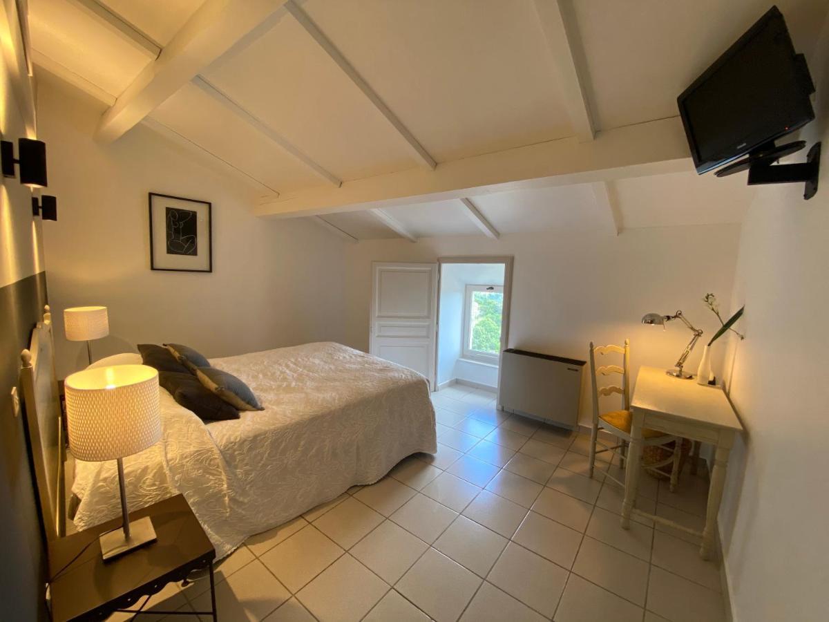 Auberge De La Tour De Brison Sanilhac  Ngoại thất bức ảnh