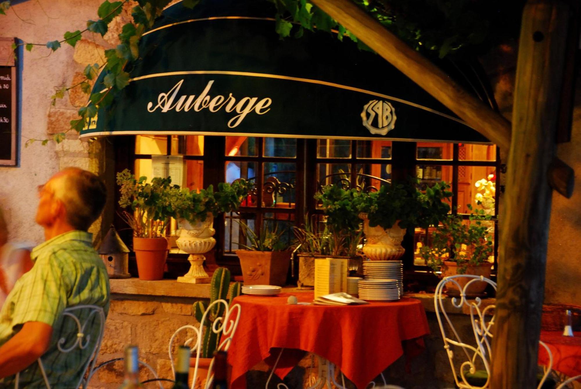 Auberge De La Tour De Brison Sanilhac  Ngoại thất bức ảnh